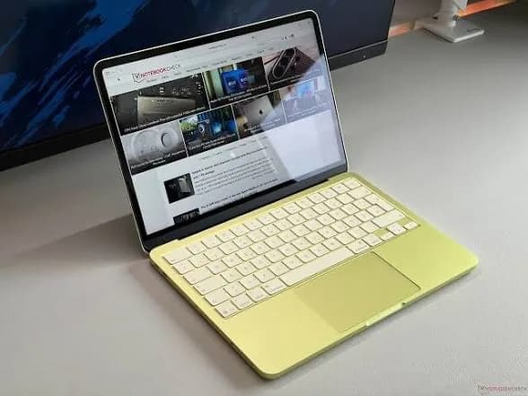 MacBook Neo